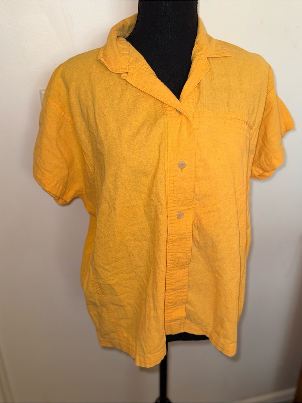 Vintage 90s Calvin Klein 100% Cotton Marigold Button Up Camp Shirt - 12